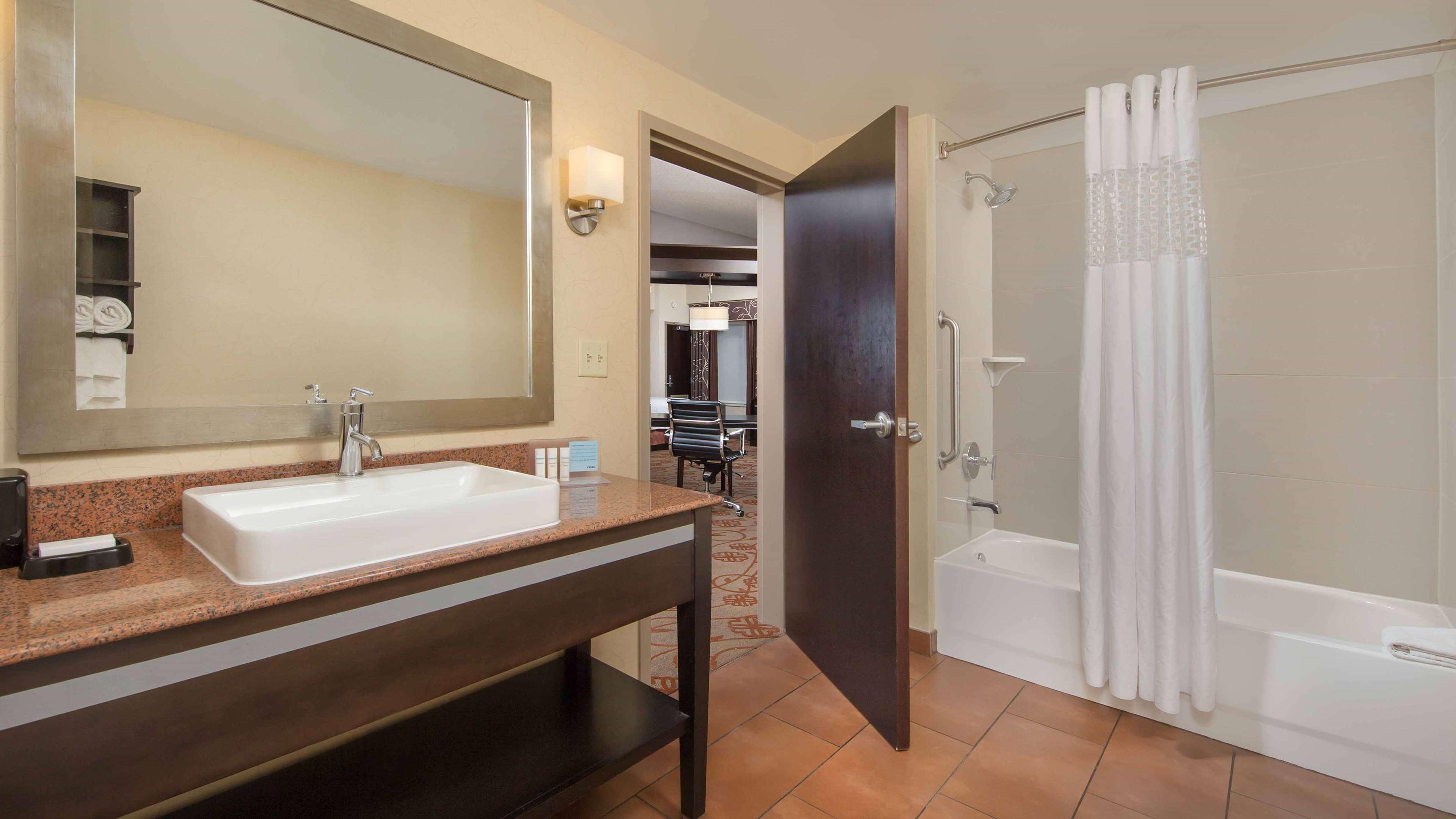 Hampton Inn & Suites Chattanooga Downtown Экстерьер фото