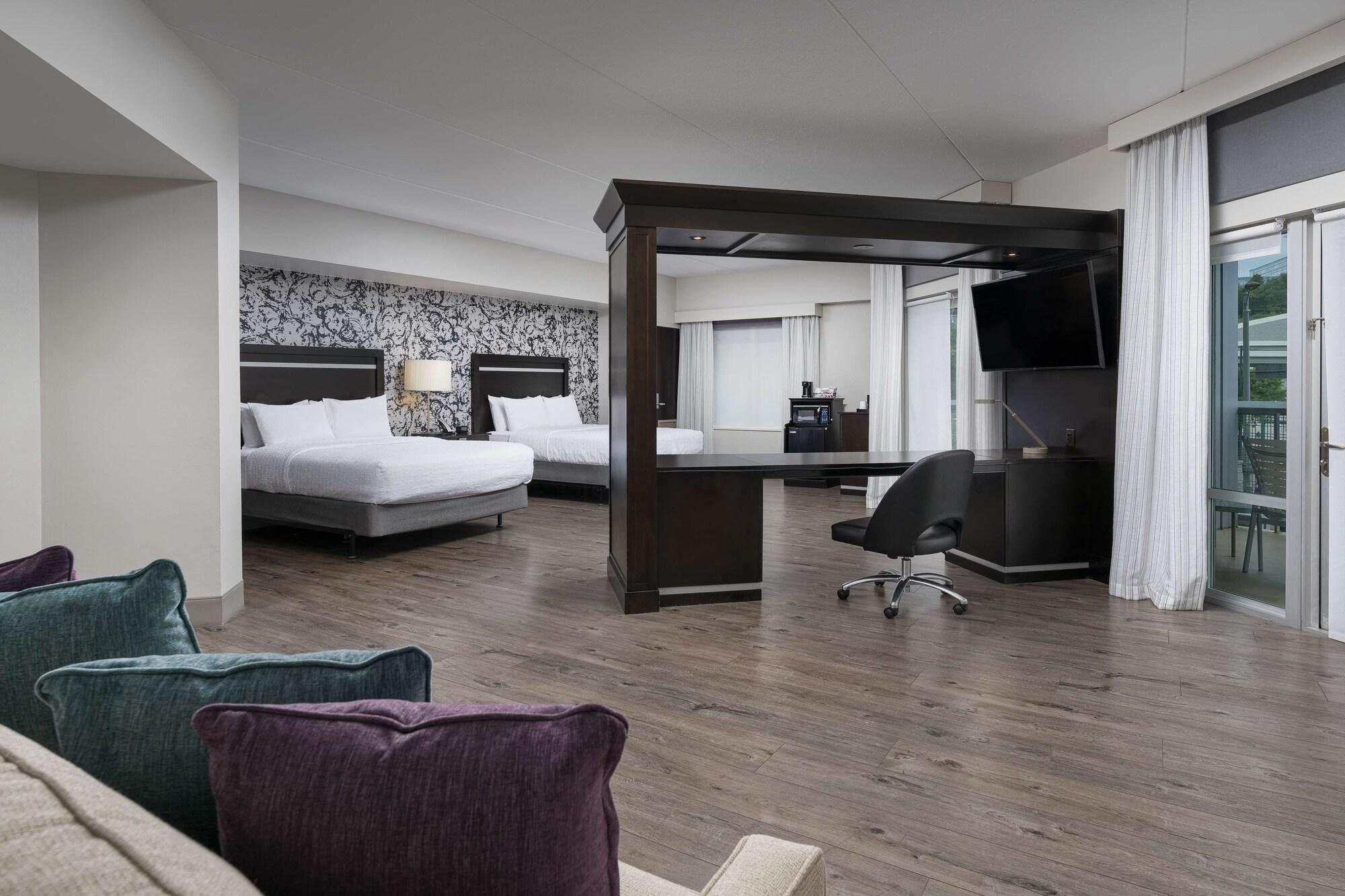 Hampton Inn & Suites Chattanooga Downtown Экстерьер фото