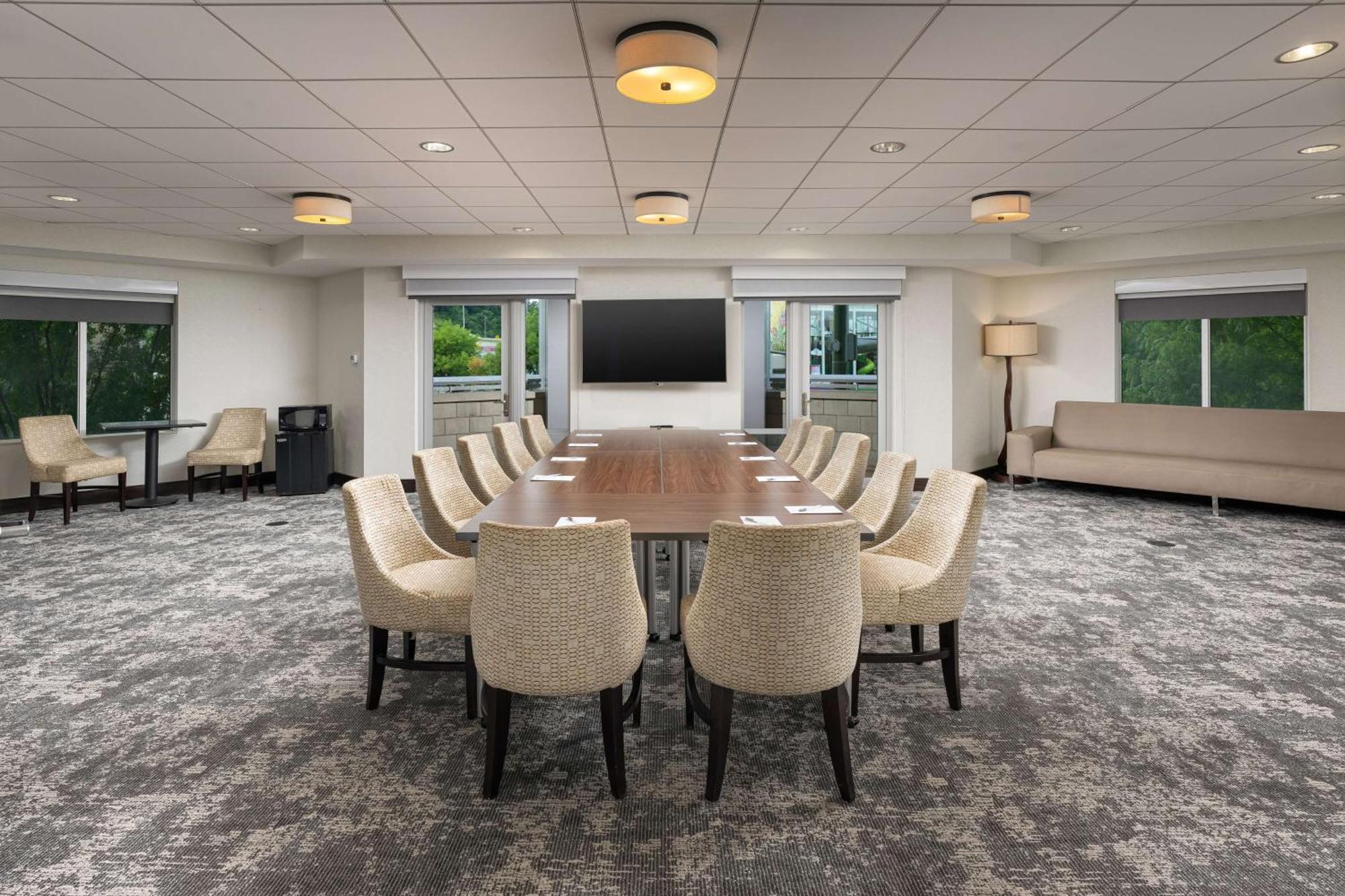 Hampton Inn & Suites Chattanooga Downtown Экстерьер фото