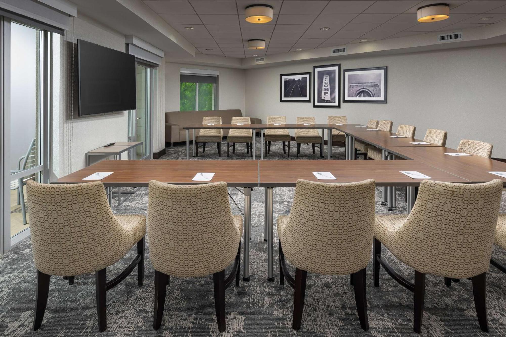 Hampton Inn & Suites Chattanooga Downtown Экстерьер фото