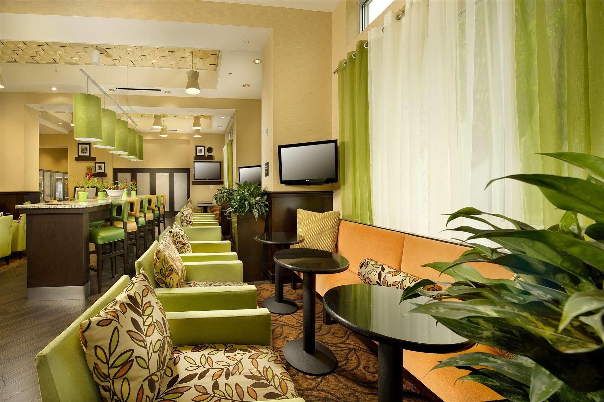 Hampton Inn & Suites Chattanooga Downtown Экстерьер фото
